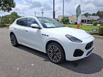 2025 Maserati Grecale Base