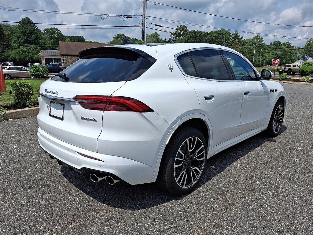 2025 Maserati Grecale Base