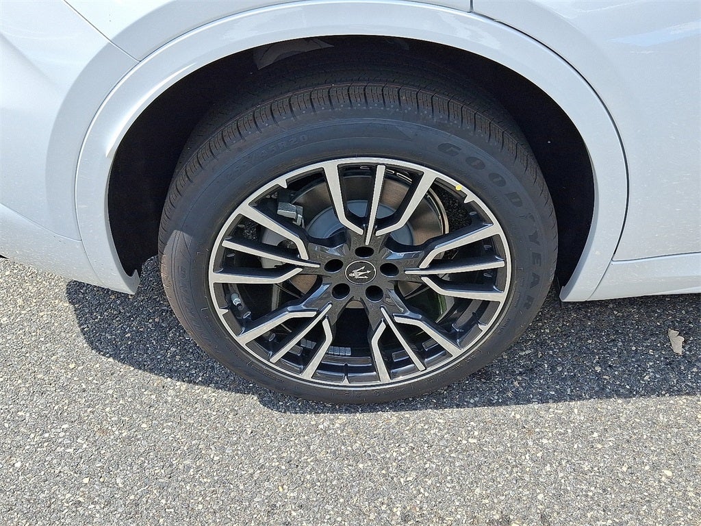 2025 Maserati Grecale Base