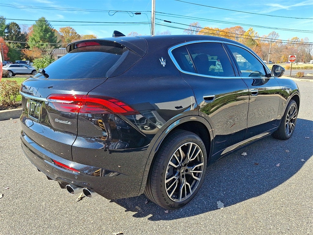 2025 Maserati Grecale Base