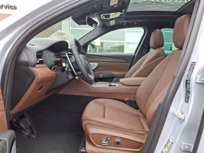 2025 Maserati Grecale Base