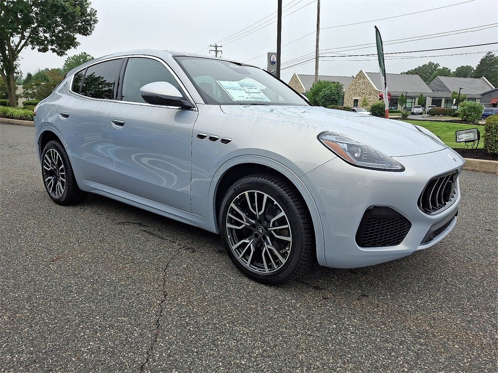 2025 Maserati Grecale Base