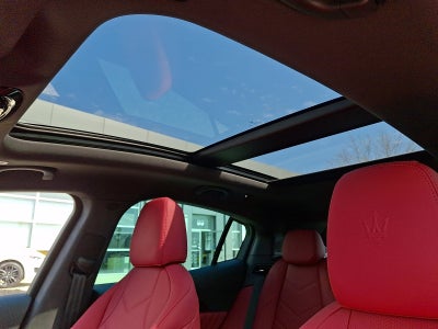 2026 Maserati Grecale Modena