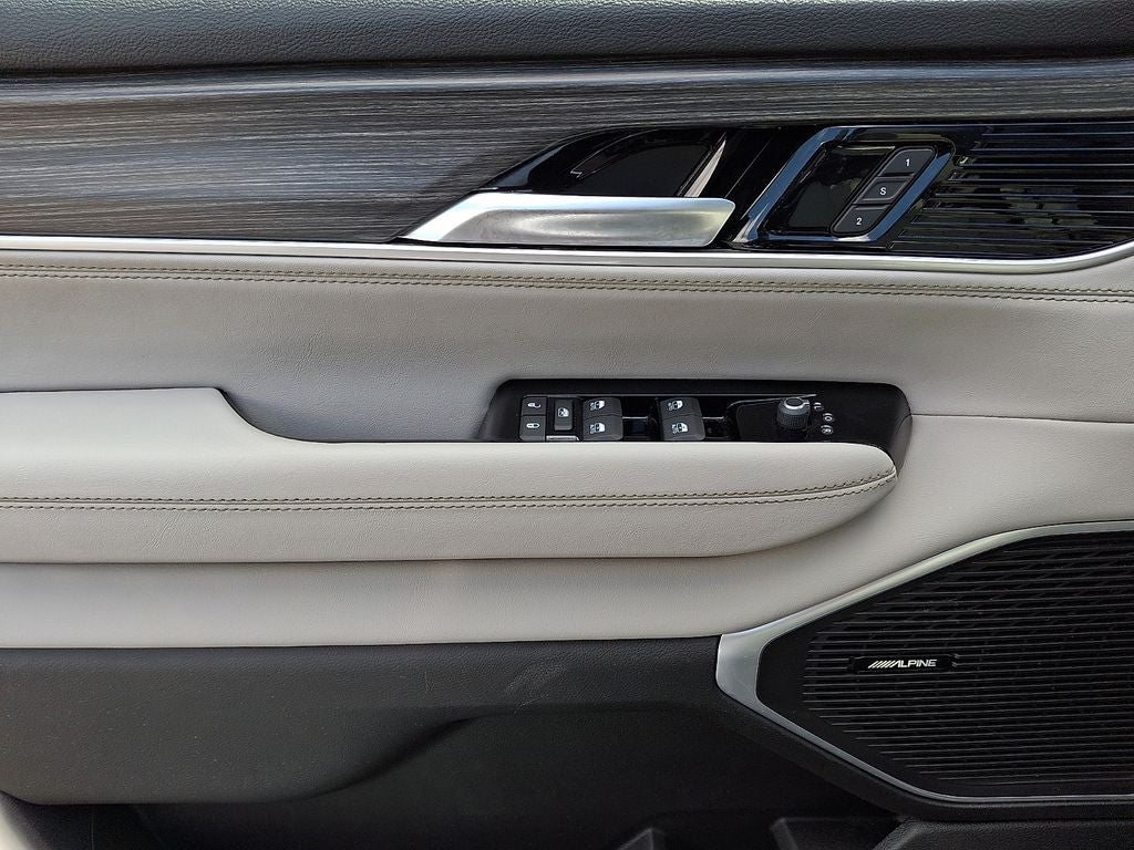 2023 Jeep Wagoneer Series II