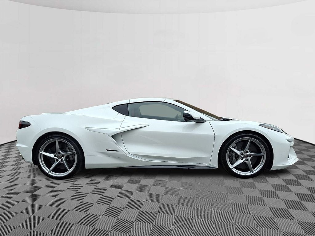 2025 Chevrolet Corvette E-Ray 1LZ