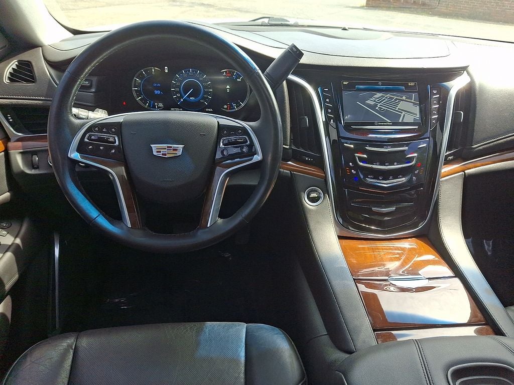 2018 Cadillac Escalade ESV Luxury