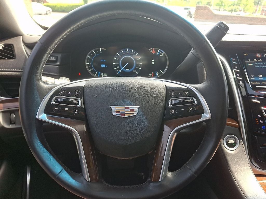 2018 Cadillac Escalade ESV Luxury