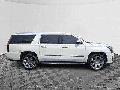 2018 Cadillac Escalade ESV Luxury