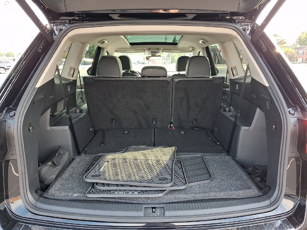 2025 Volkswagen Atlas 2.0T SEL Premium R-Line