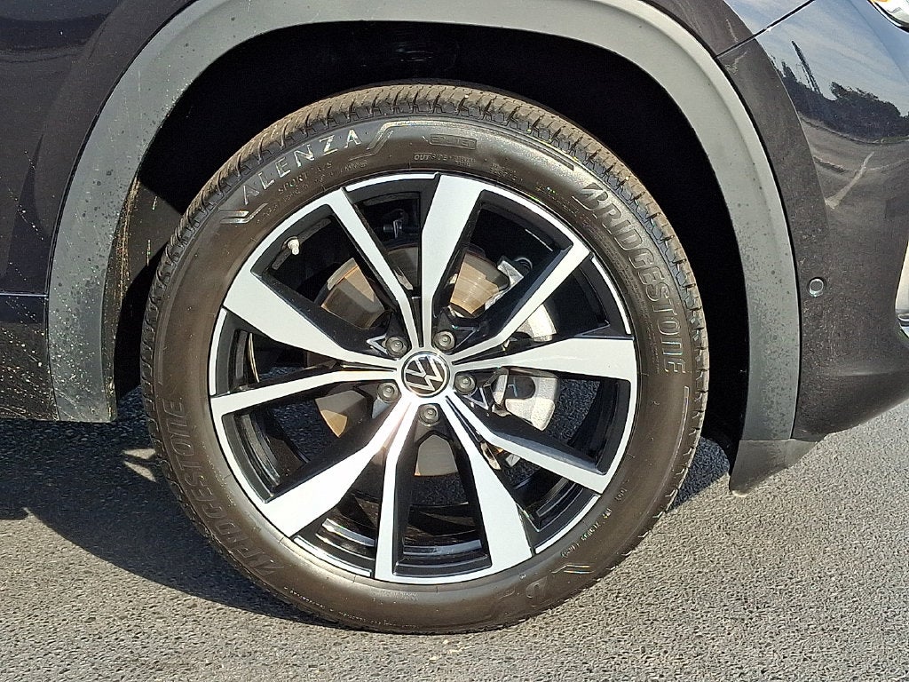 2025 Volkswagen Atlas 2.0T SEL Premium R-Line