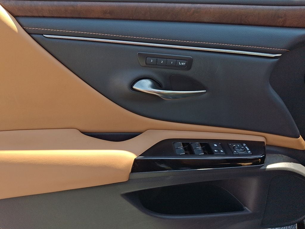 2022 Lexus ES 350