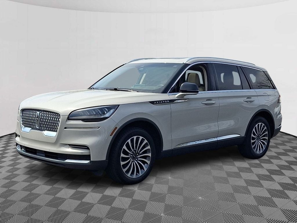 2022 Lincoln Aviator Standard