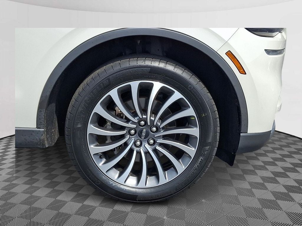2022 Lincoln Aviator Standard