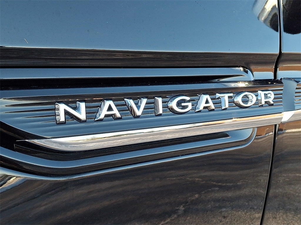2023 Lincoln Navigator L L Black Label