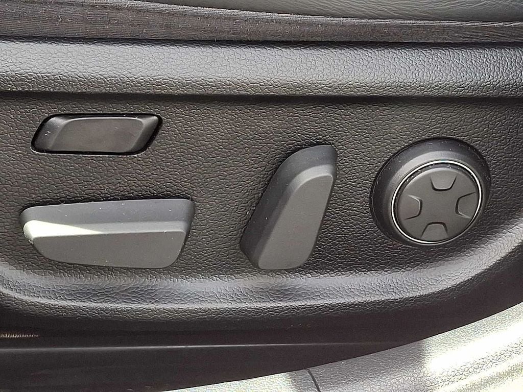 2019 Genesis G70 2.0T Advanced