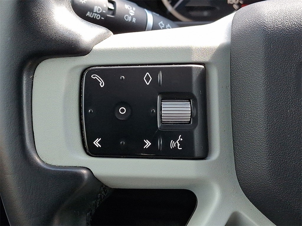 2023 Land Rover Defender 110 X-Dynamic SE