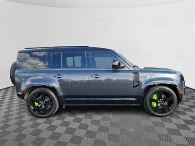 2023 Land Rover Defender 110 X-Dynamic SE