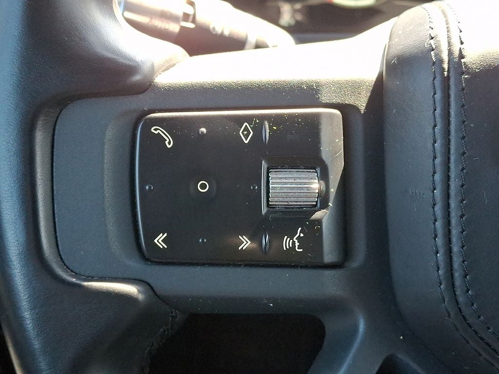 2022 Land Rover Defender 110 X-Dynamic HSE