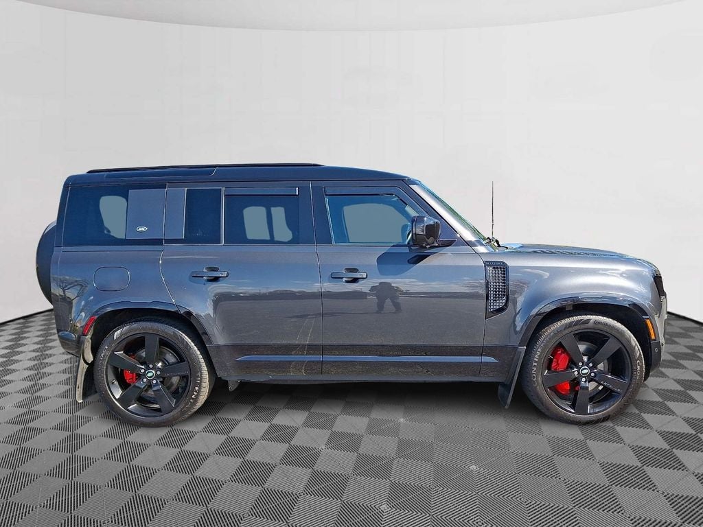 2022 Land Rover Defender 110 X-Dynamic HSE