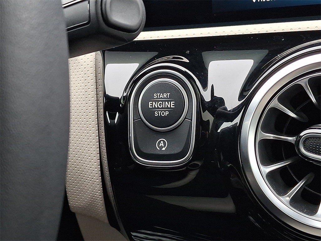 2025 Mercedes-Benz CLA CLA 250 4MATIC®