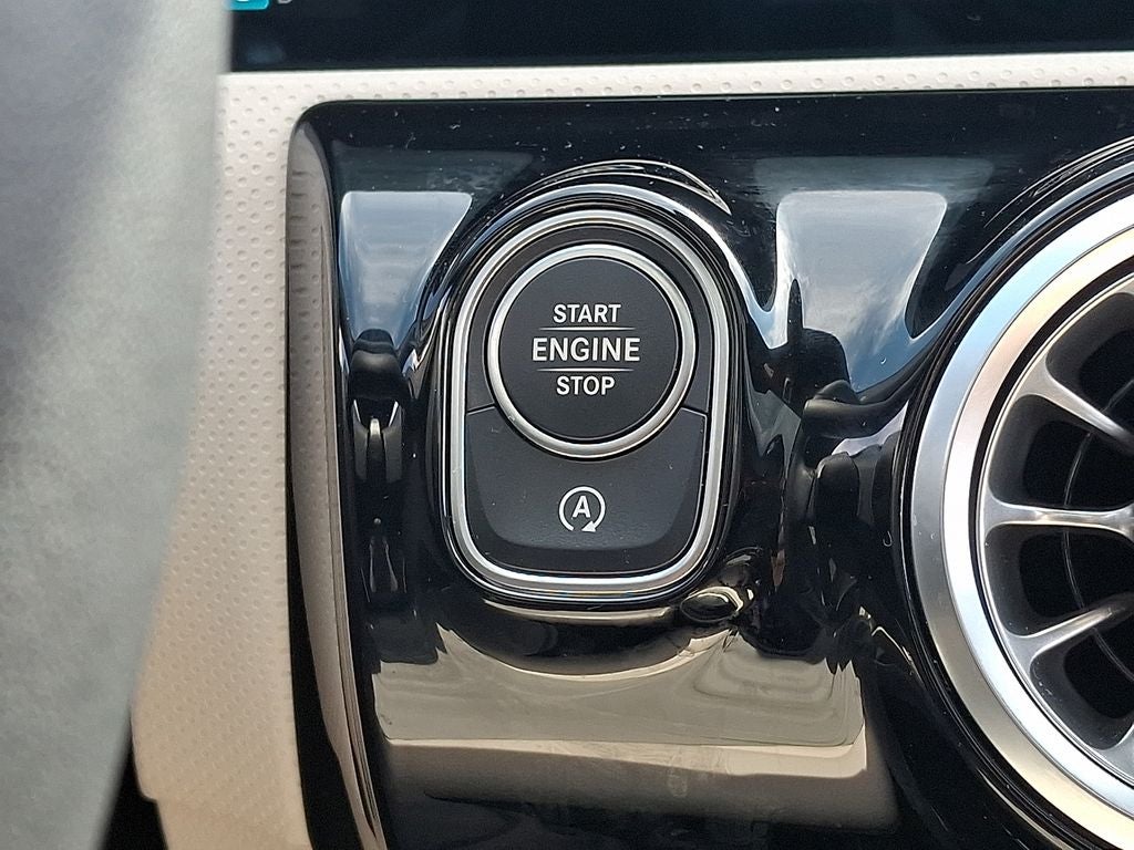 2025 Mercedes-Benz CLA CLA 250 4MATIC®