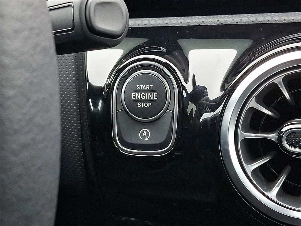 2025 Mercedes-Benz CLA CLA 250 4MATIC®