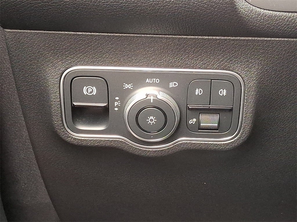 2024 Mercedes-Benz GLB GLB 250 4MATIC®