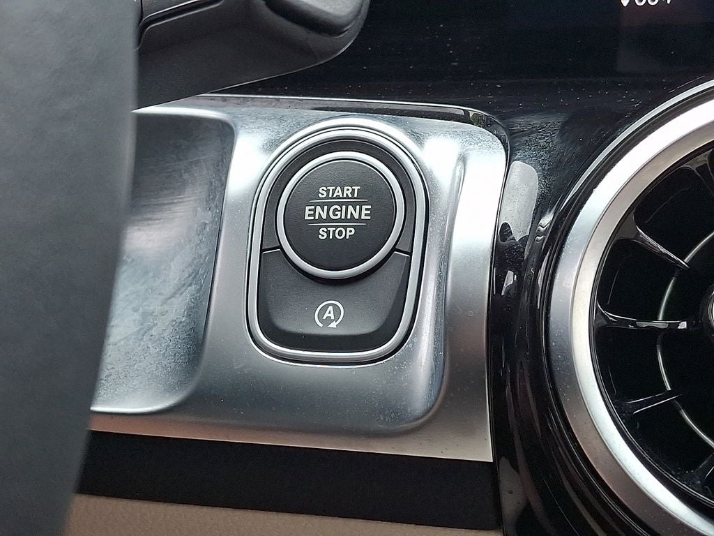 2026 Mercedes-Benz GLB GLB 250 4MATIC®