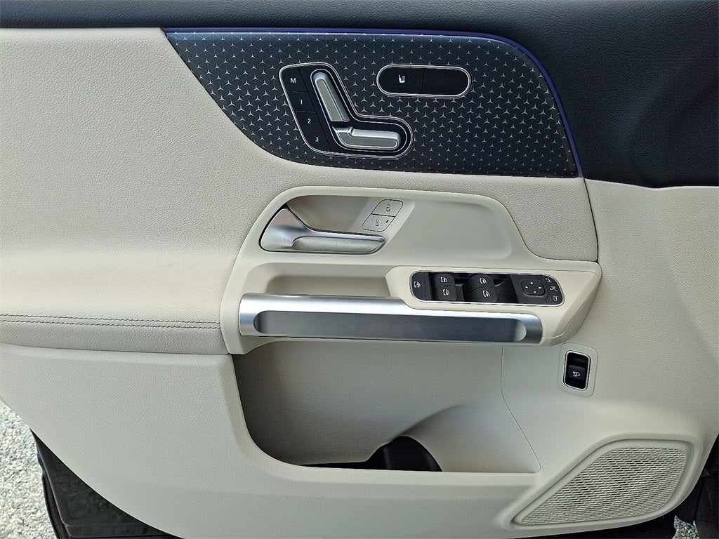 2025 Mercedes-Benz GLB GLB 250 4MATIC®