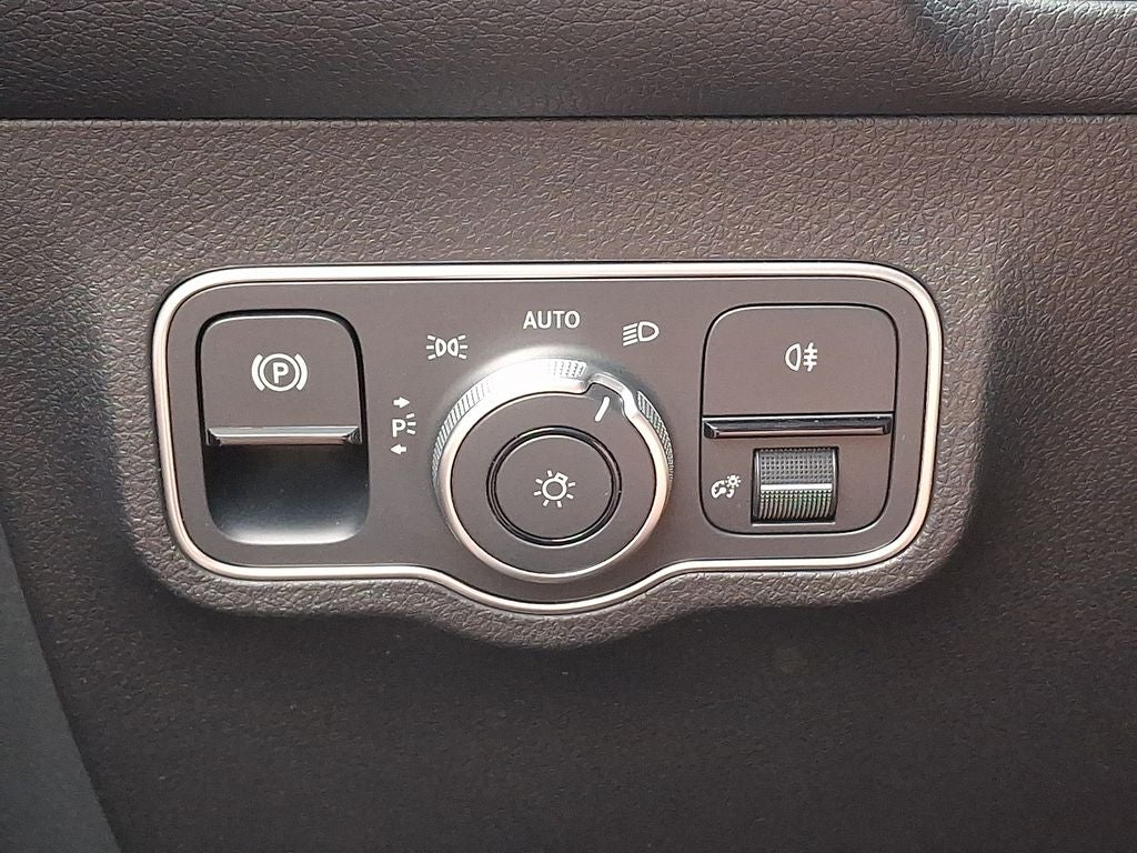 2023 Mercedes-Benz EQB 300 4MATIC®