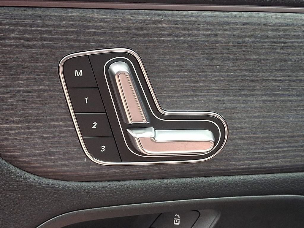 2023 Mercedes-Benz EQB 300 4MATIC®