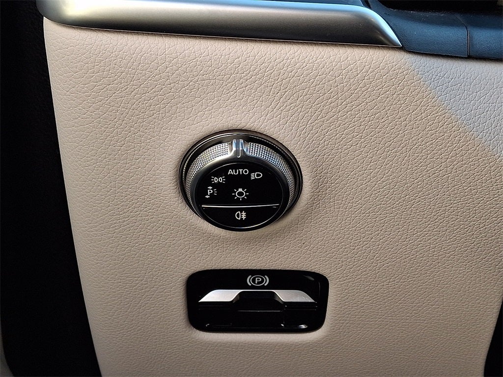 2025 Mercedes-Benz GLC GLC 300 4MATIC®