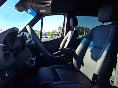 2024 Mercedes-Benz Sprinter 2500 Passenger 170 WB High Roof