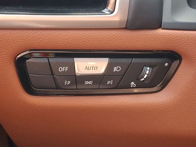 2026 BMW 8 Series 840i