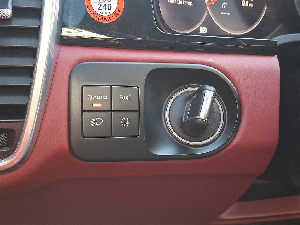 2022 Porsche Cayenne Platinum Edition