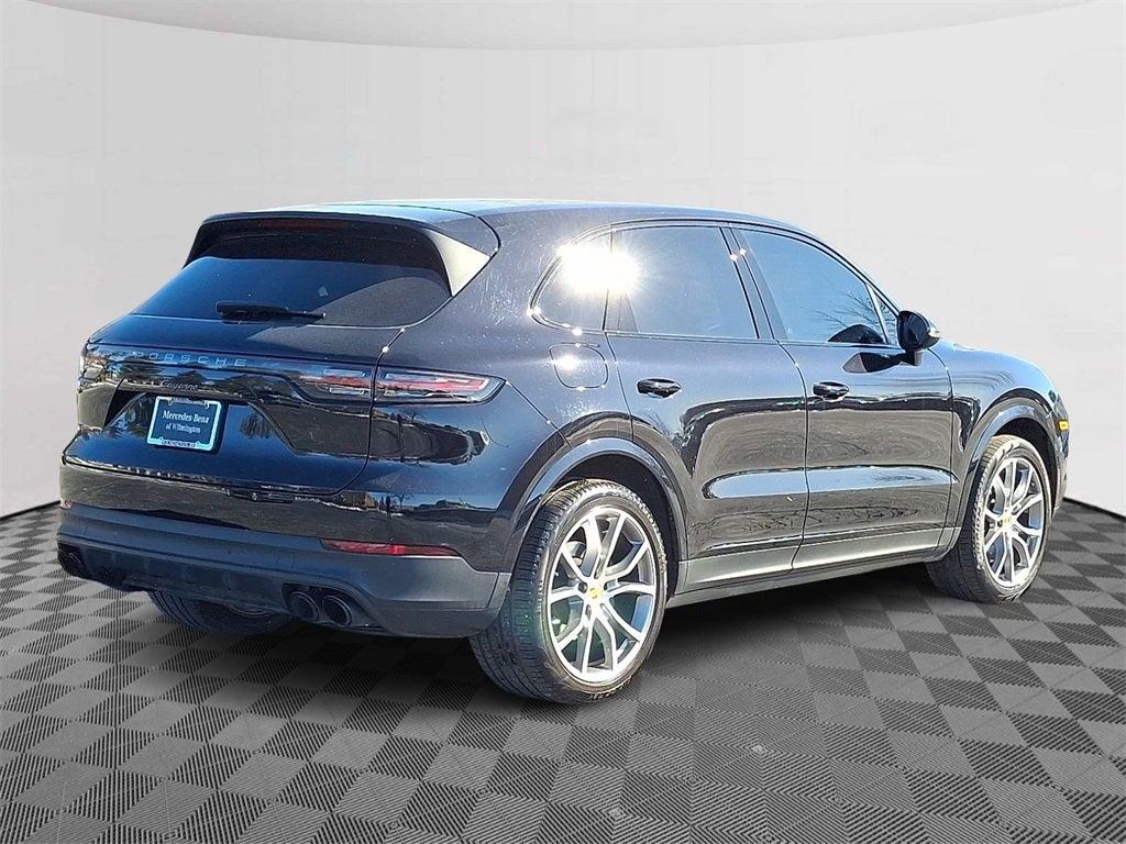 2022 Porsche Cayenne Platinum Edition
