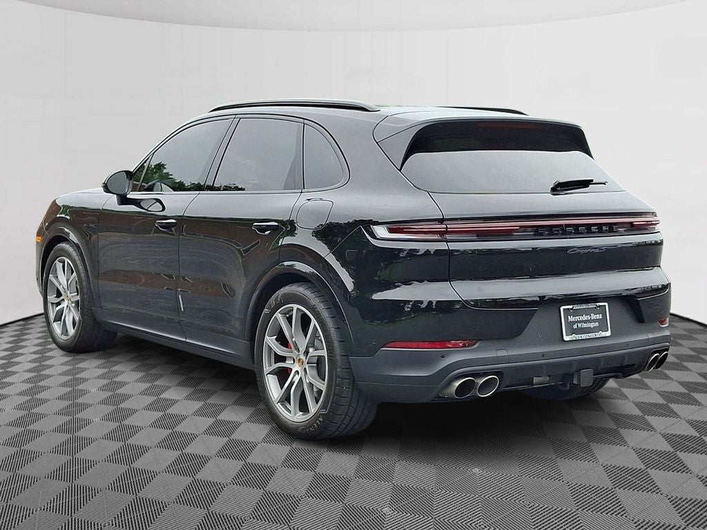2024 Porsche Cayenne E-Hybrid S
