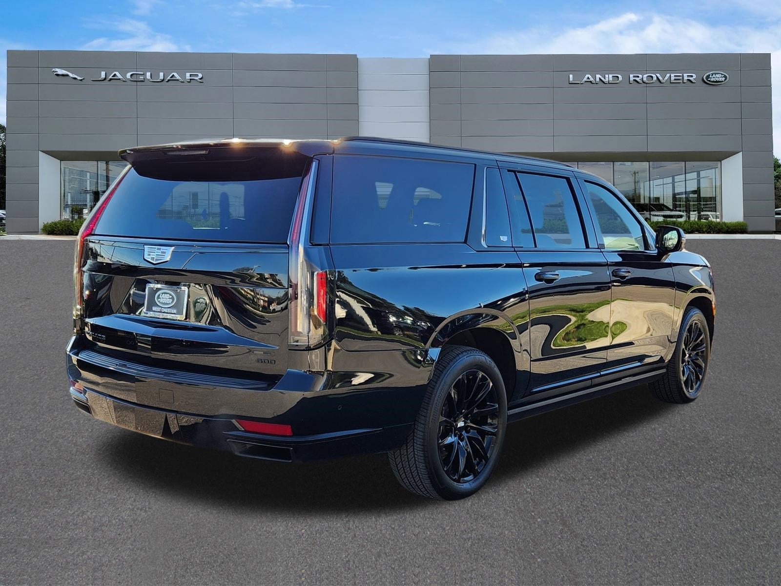 2023 Cadillac Escalade ESV Sport