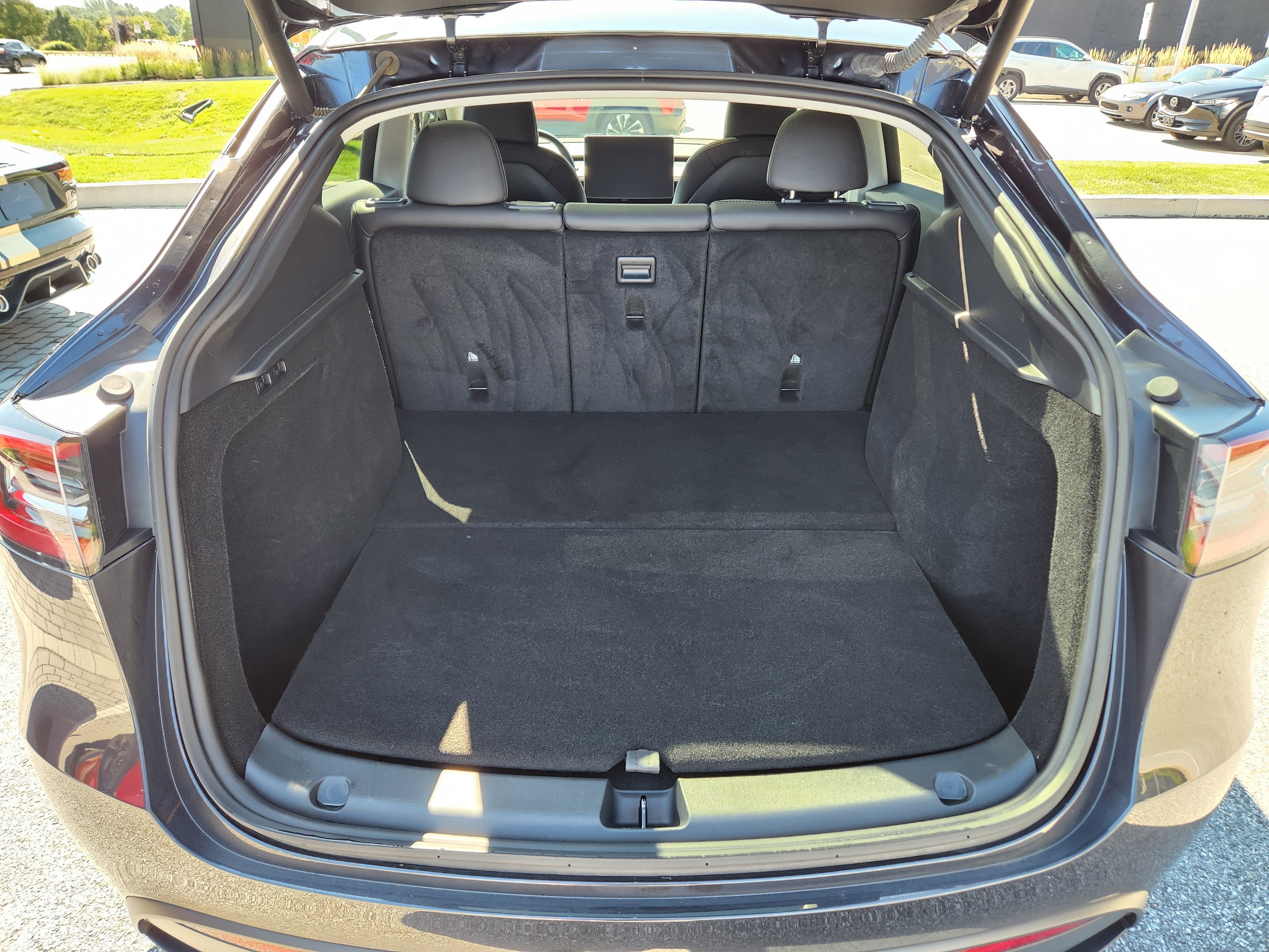 2024 Tesla Model Y Performance