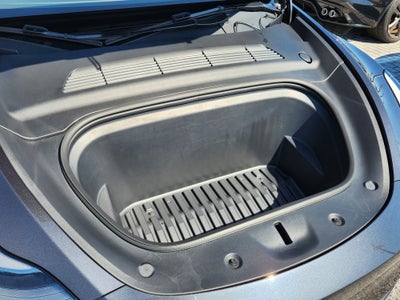 2024 Tesla Model Y Performance