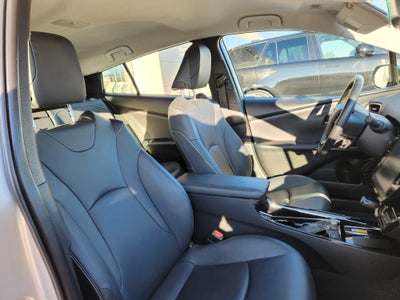 2022 Toyota Prius Prime XLE