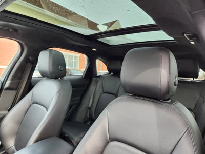 2019 Jaguar F-PACE 25t Premium