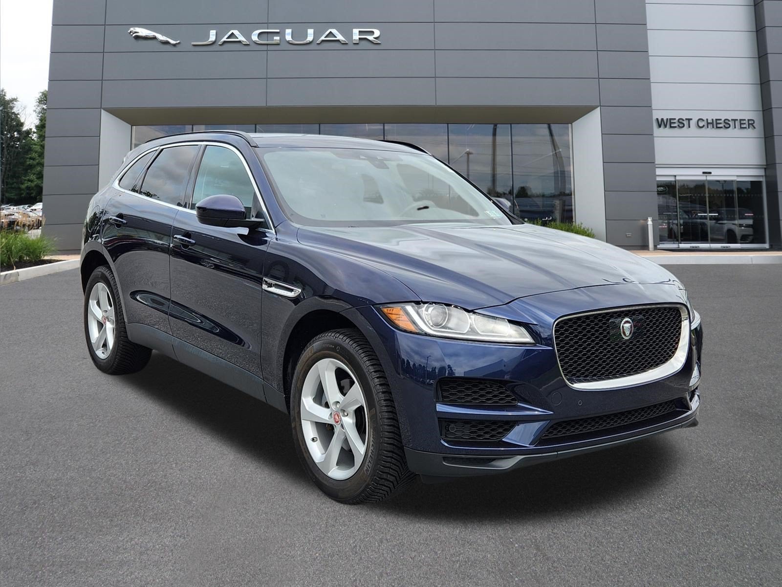 2019 Jaguar F-PACE 25t Premium