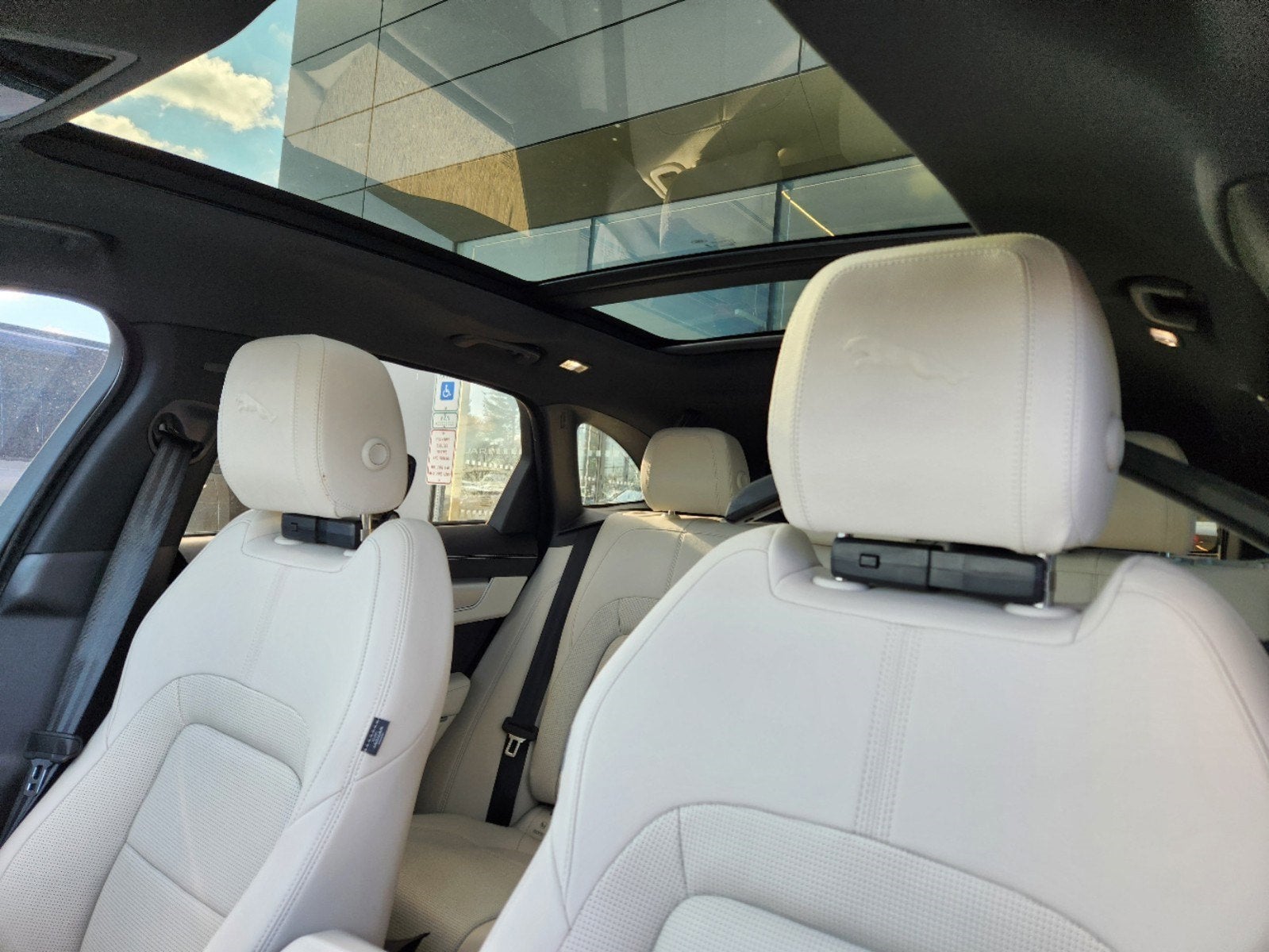 2024 Jaguar F-PACE P250 R-Dynamic S