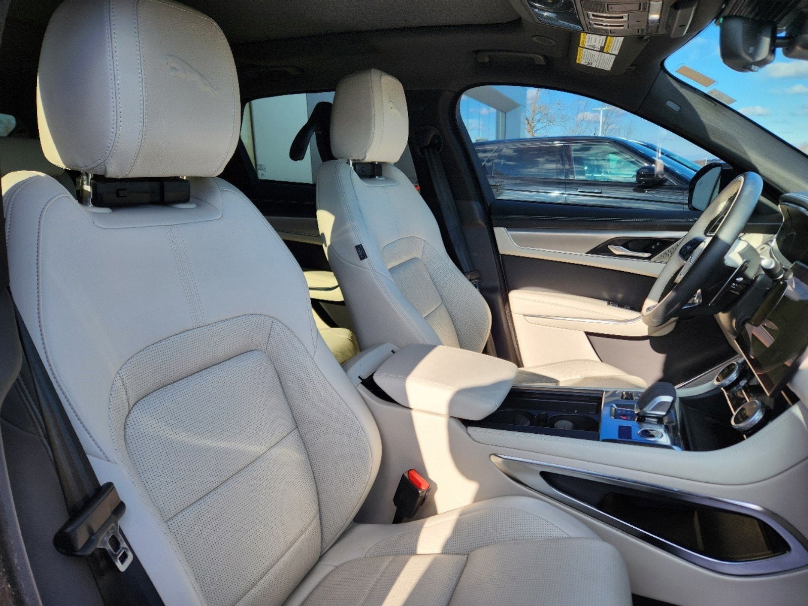 2024 Jaguar F-PACE P250 R-Dynamic S