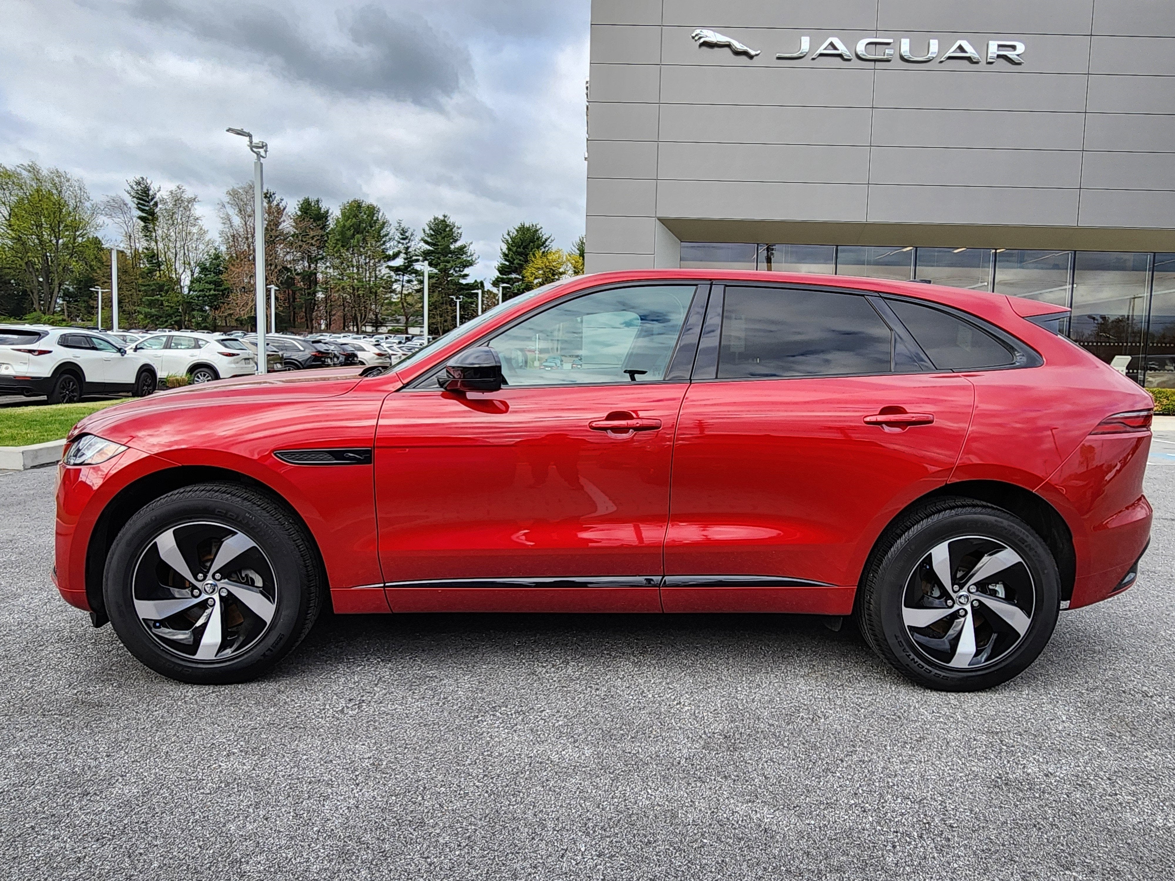 2025 Jaguar F-PACE P250 R-Dynamic S