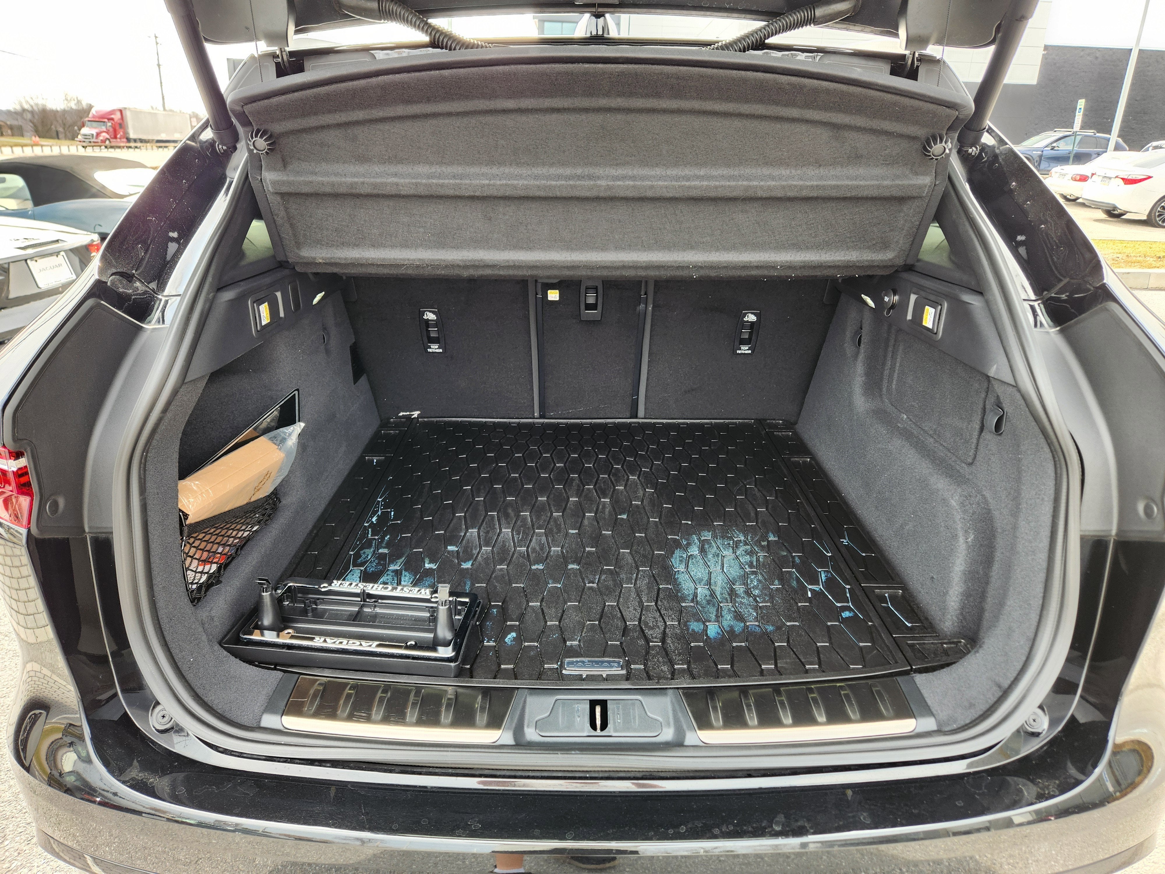 2026 Jaguar F-PACE R-Dynamic S