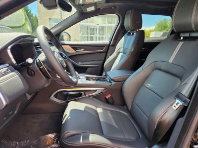 2025 Jaguar F-PACE P250 R-Dynamic S