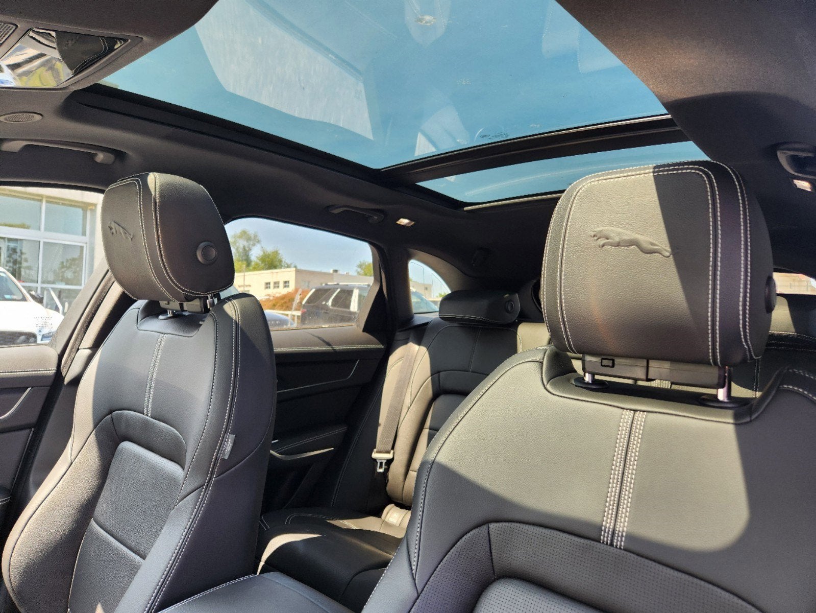 2024 Jaguar F-PACE P400 R-Dynamic S