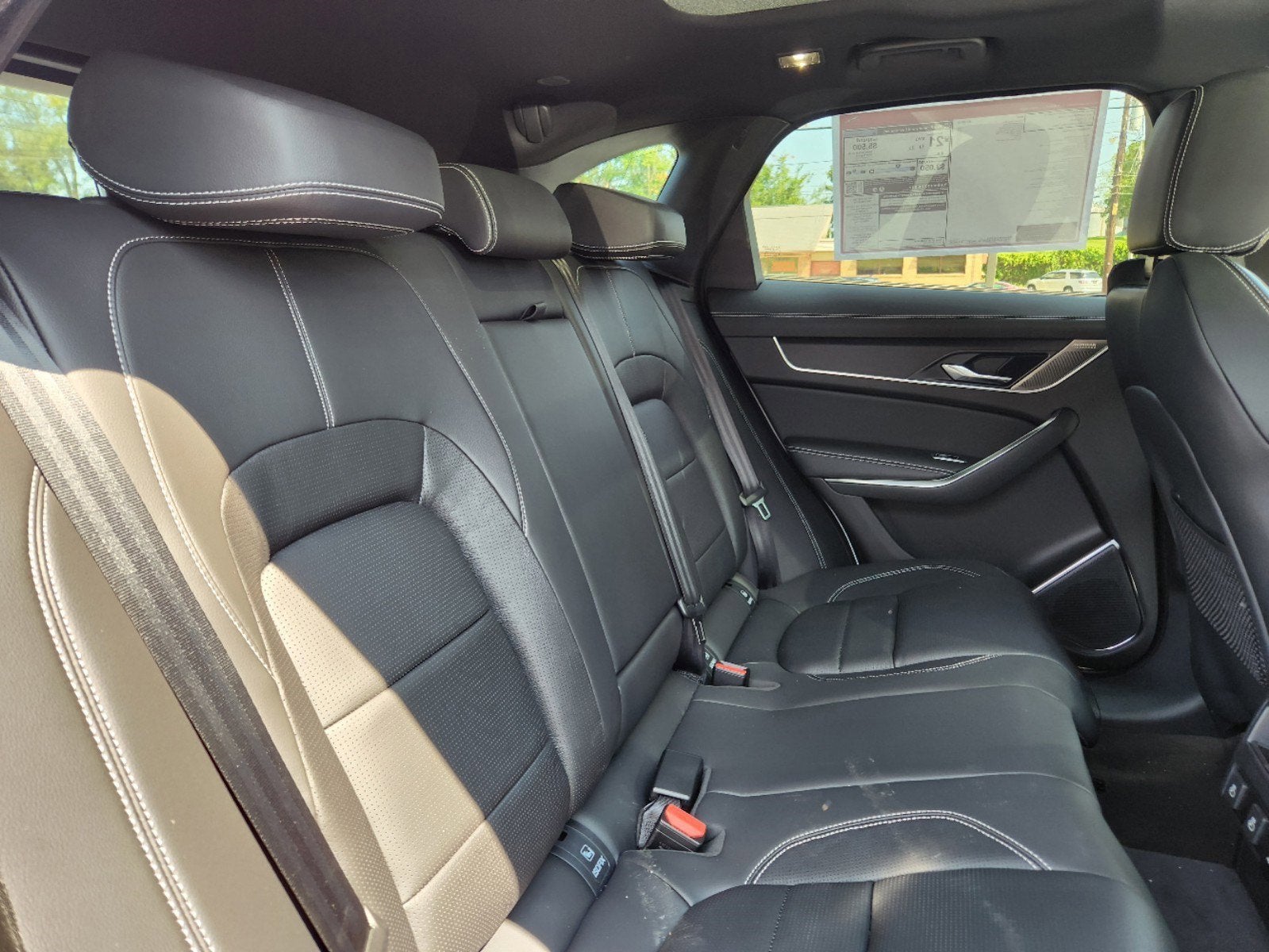 2024 Jaguar F-PACE P400 R-Dynamic S